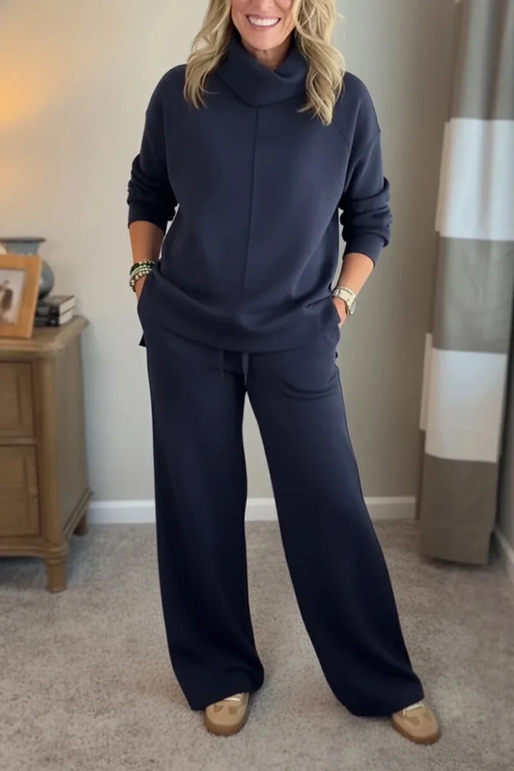 THALIA COZY TWO-PIECE TURTLENECK TRAVEL SET