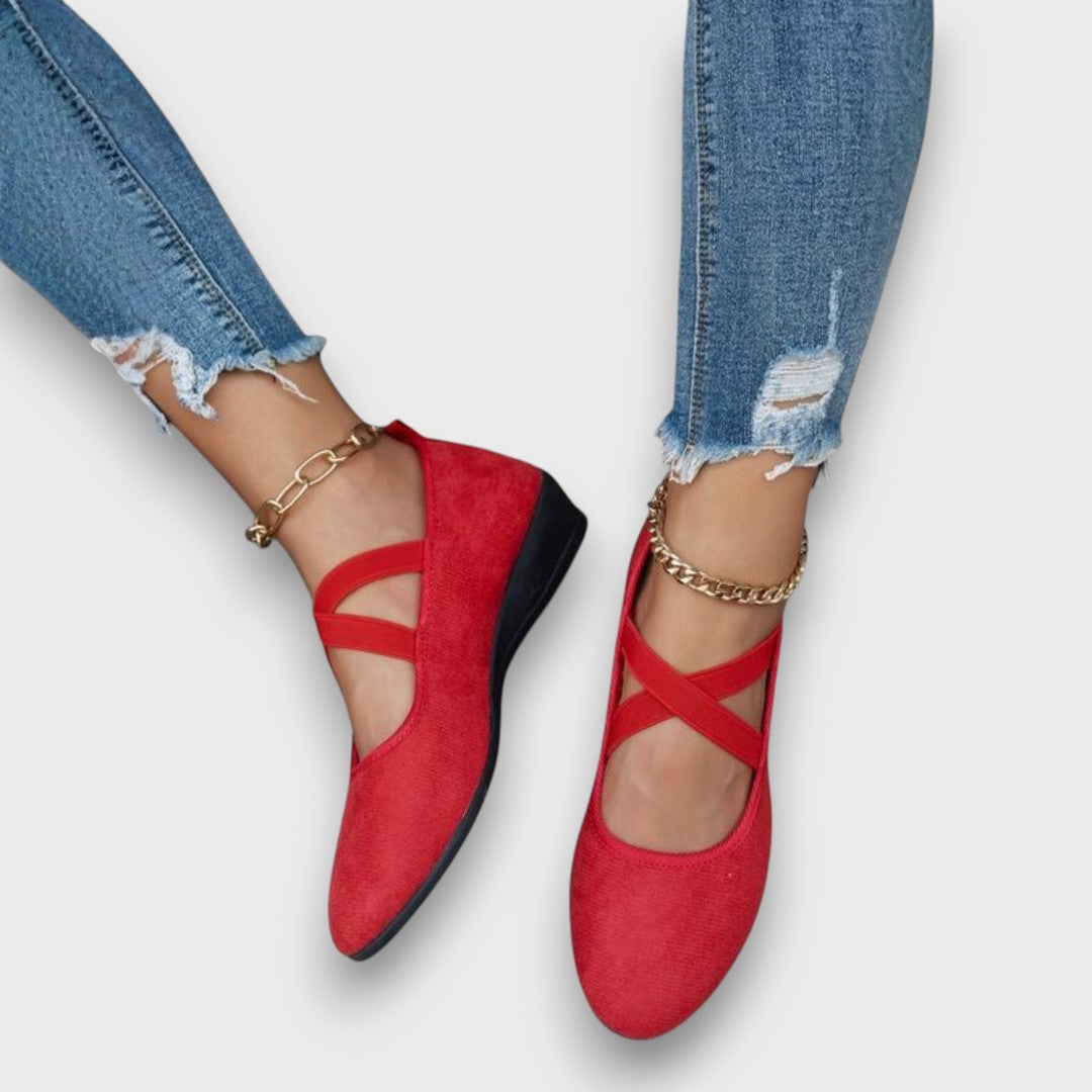 ARLENA CLOSED WEDGE SHOES