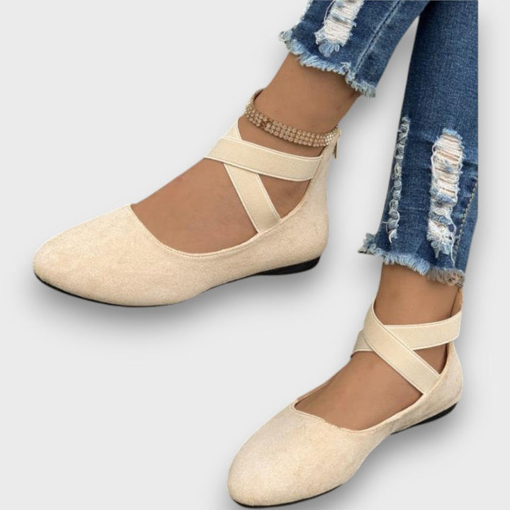 ARLENA CLOSED WEDGE SHOES