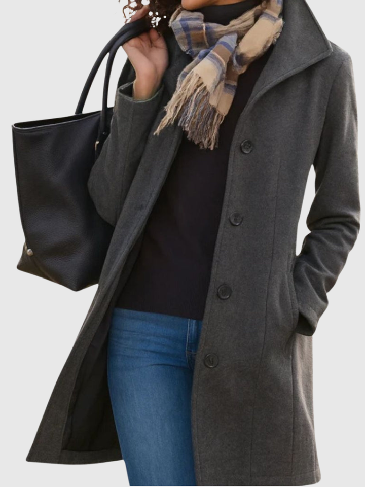 VIVIENNE FLATTERING COAT